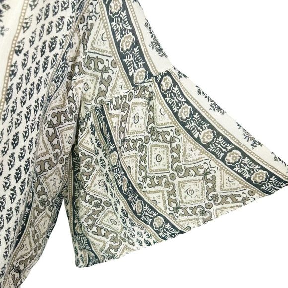 Abercrombie & Fitch Boho Peasant Top - Size Medium - Picture 4 of 8